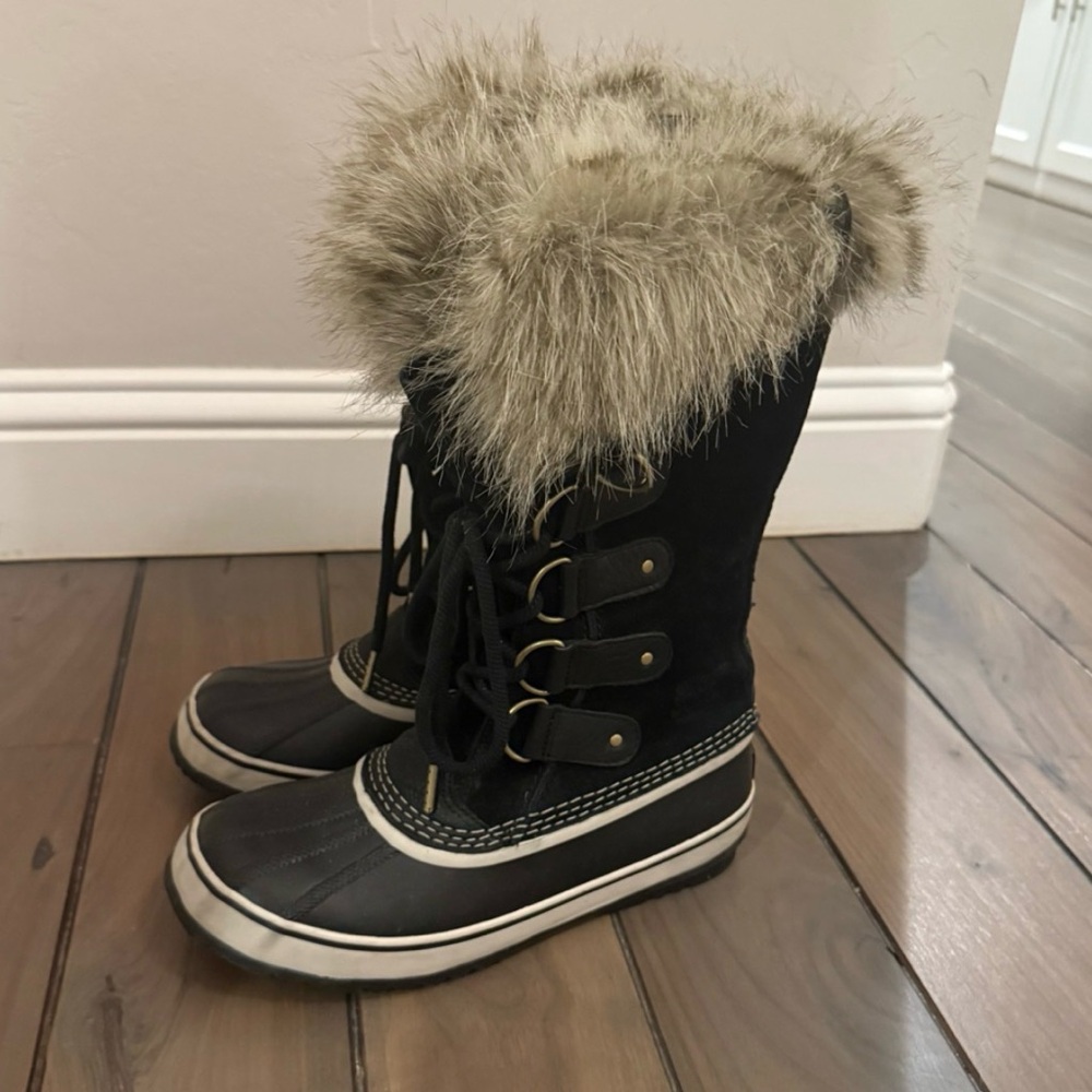 SOREL Joan of Arctic™ Waterproof Black Suede Boot Snow-Rain Boot, Size 9 - Picture 8 of 15